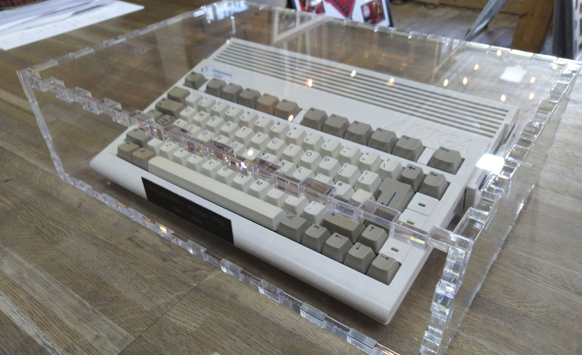 Commodore Amiga 600 in an acrylic case